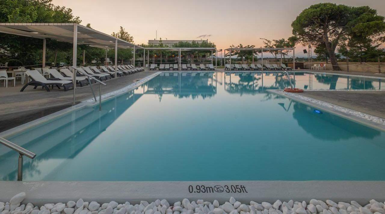 Gmp Bouka Resort Messíni Exteriör bild