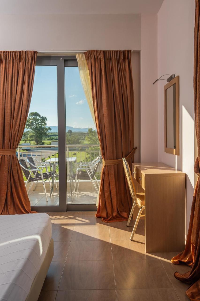 Gmp Bouka Resort Messíni Exteriör bild